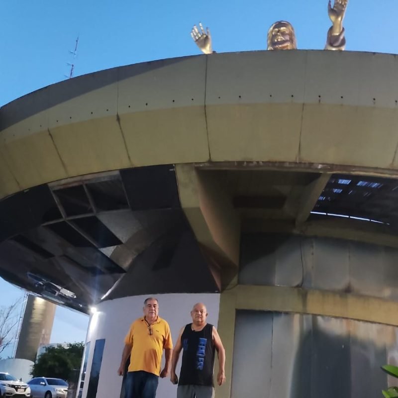 De Hernandarias, Paraguai, caminhoneiro aposentado veio mostrar a familiares, o “paraíso” que é Santa Helena