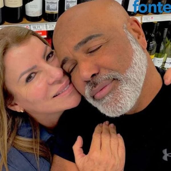 Esposa de Rick compartilha mensagem de fé. Equipe faz novo comunicado
