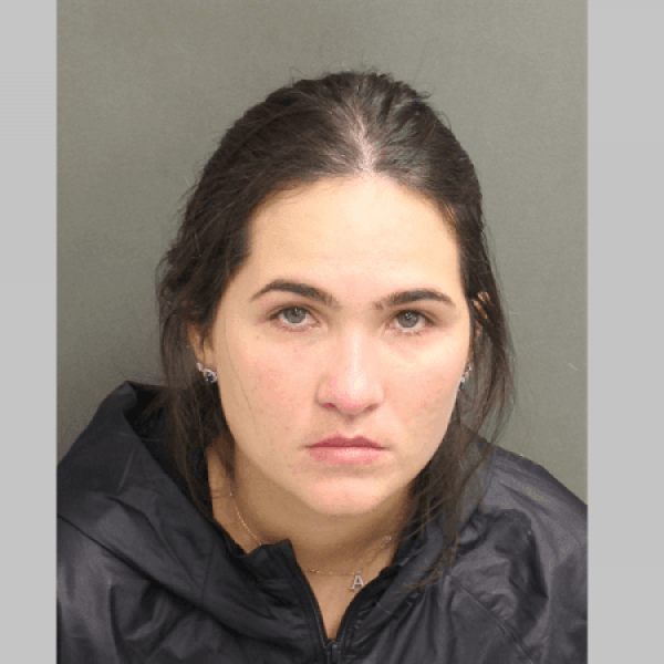 Esposa de Henrique, da dupla com Juliano, é presa nos EUA após tentar fugir de abordagem