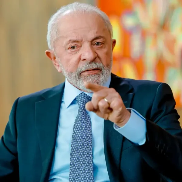 Brasil não aceitará nada que lhe seja imposto, diz Lula à TV americana
