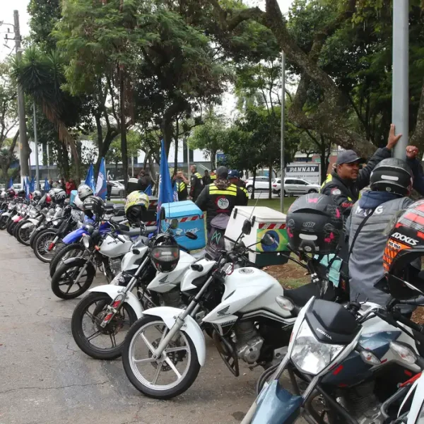 Governo amplia crédito para motociclistas de aplicativos