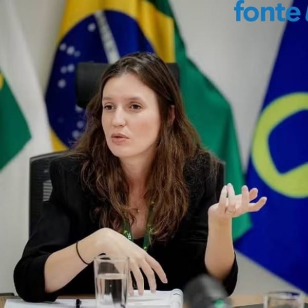 Mulher de Marcola teve aval para trabalhar no PT