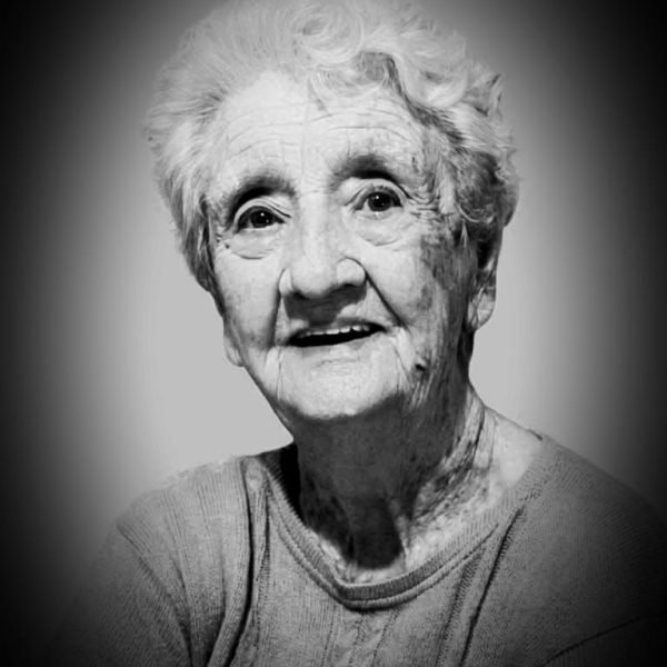 Agradecimento em mémória de Osmilda Tadiotto e convite para Missa de Sétimo Dia