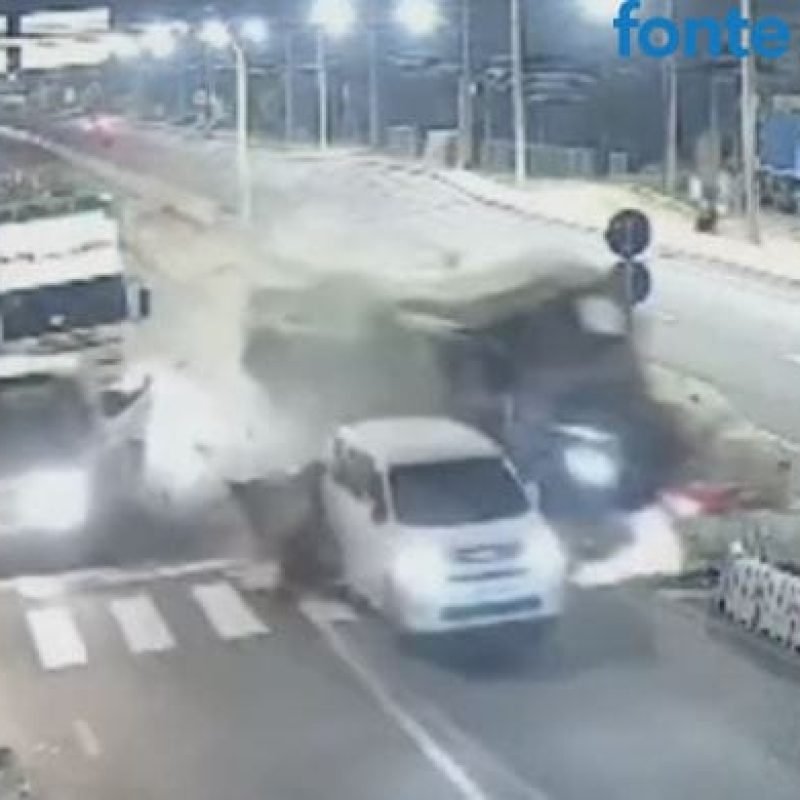 Inferno na estrada: Caminhão sem freios causa colisão em série e incêndio no PY (vídeo)