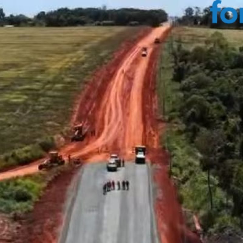 Peña vistoria obras em San Cristóbal, PY, cujo prefeito é filho de falecido empresário santa-helenense