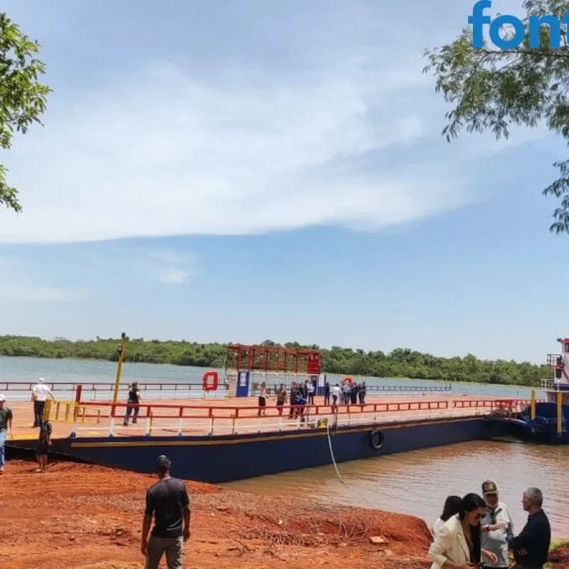 Balsas mudam de porto no Paraguai por causa das obras do asfalto