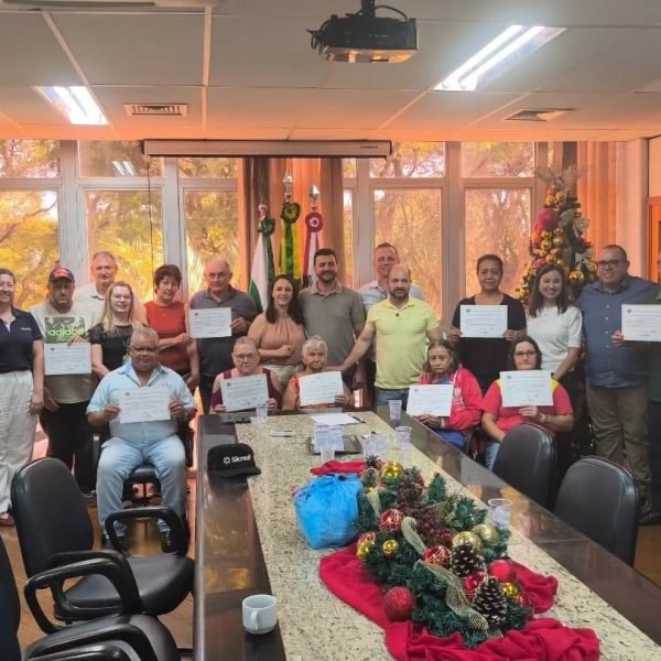 Regularização Fundiária da Vila Martins em MCR já é realidade depois da entrega de títulos