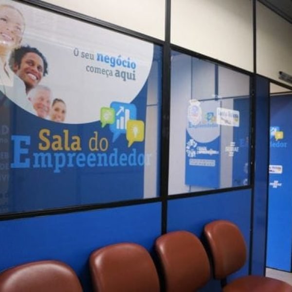 Microempreendedores são atendidos à excelência em Santa Helena. Setor é condecorado com premiação máxima