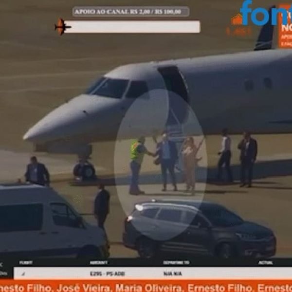 Cada vez mais enrolado! Vídeo registra viagem de Moraes e esposa em jatinho de Vorcaro